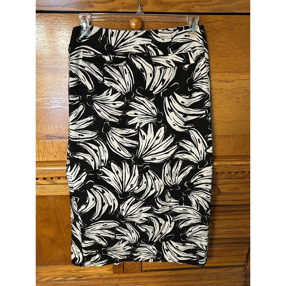 FARM Rio Tropical Chic Pop Art Black White Banana Print Midi Pencil Skirt Kitsch